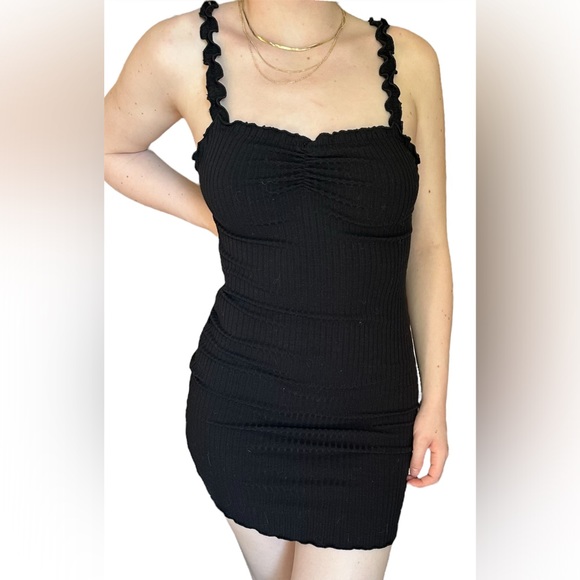 I JOAH Black Ribbed Body-con Dress - Picture 2 of 4